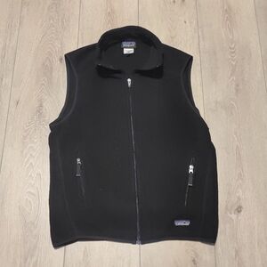 Patagonia | Classic Synchilla Fleece Vest in Black